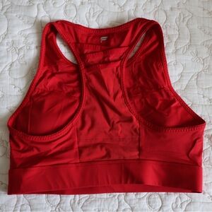 Fabletics sports bra with pockets.